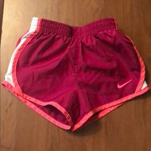 4T pinkish shorts
